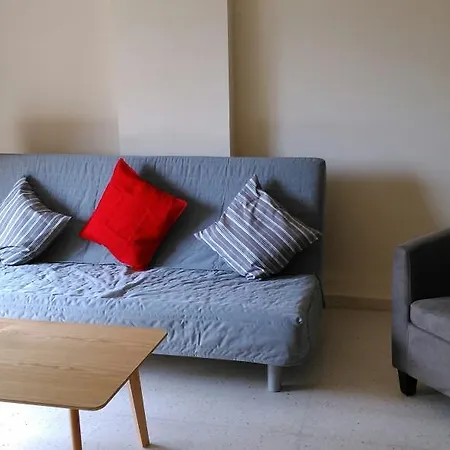 Modern Center Ларнака